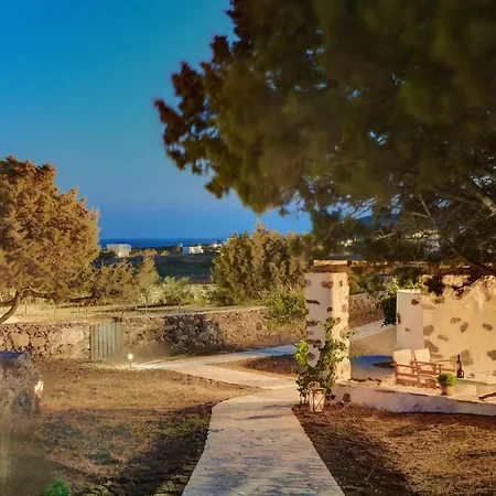 Holiday home Eleonas Villas, Near Lolantonis Parikia (Paros)